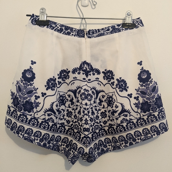 Two-Piece Short Sleeve & Shorts Set - Picture 5 of 7